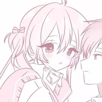 女子向回收箱投近40斤旧衣提现被拒
